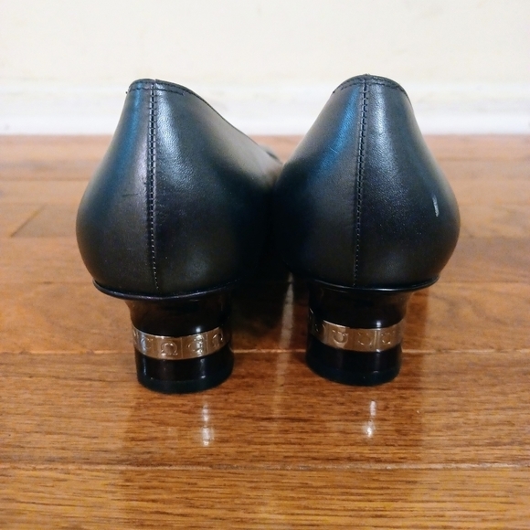 Salvatore Ferragamo Women's Square Toe Pumps Sz 8 - Picture 6 of 9